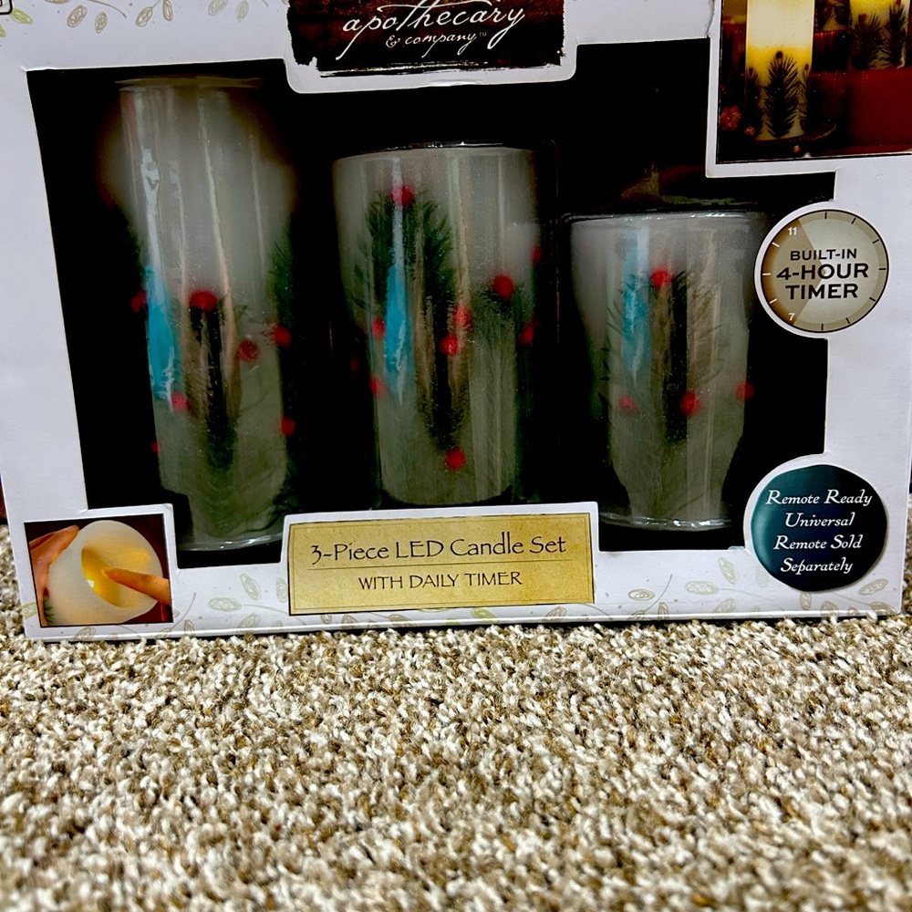 3- piece LED Candle Set with daily timer New in box